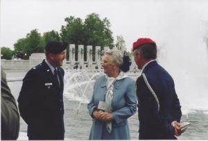 Yvonne Brusselmans in front of fountain
